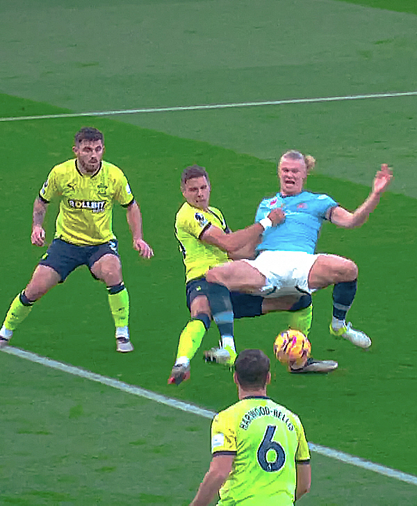 'Return Monster'Holan, 'Lie down and score a goal' Breaking silence with a new ball, 11th goal man city beat Southampton 1-0 to win 3 consecutive games → Top-of-the-line recovery