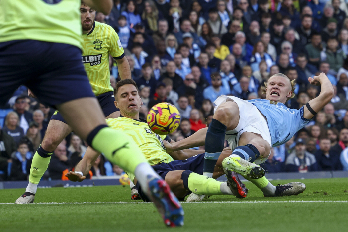 'Return Monster'Holan, 'Lie down and score a goal' Breaking silence with a new ball, 11th goal man city beat Southampton 1-0 to win 3 consecutive games → Top-of-the-line recovery