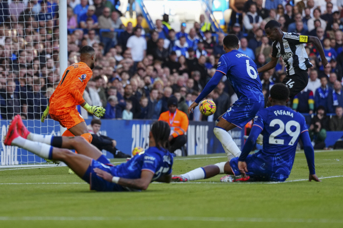 'NEW Drogba-Rampard's great performance!→'Jackson's 6th goal Palmer's 7th goal exploding' Chelsea win 2-1 against Newcastle...4th place in the league