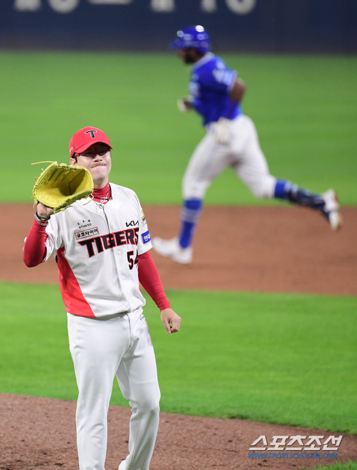 Oh my god! The 'back-to-back  consecutive hitters' collapsed, the steel plate with five runs in 2.2 innings 