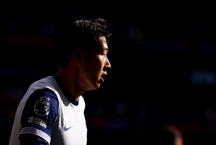 'It's not a hamstring injury' Son Heung-min is about to make a comeback! Postecoglou, next week, he'll be able to make his way.'...Man City OR Aston Villa will likely return to action