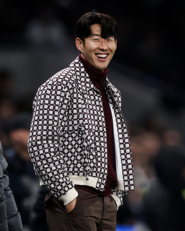 I caught him without SON→Son Heung-min's first win in 10 years  Hambam's smile! Tottenham win 2-1 against Man City...Successfully qualified for the quarterfinals of the League Cup