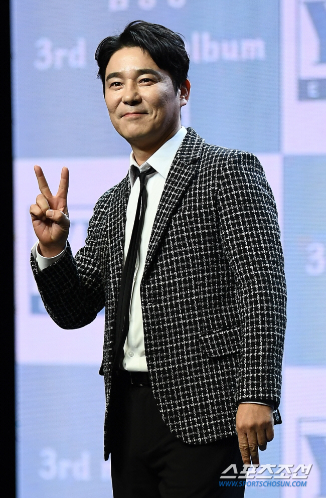 Lim Chang-jung to Release New Song Following Stock Manipulation Clearance