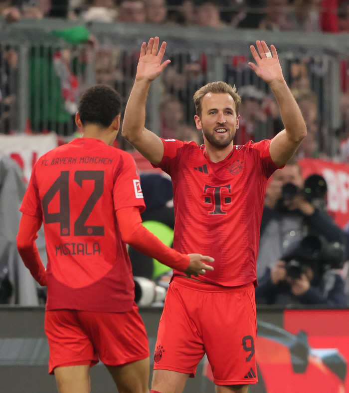 'The constant and boss of defense' Kim Min-jae, Jung Woo-young, and the Korean Derby are also very active...Bayern beat Woonion 3-0 in a complete victory 'Unbeaten lead'