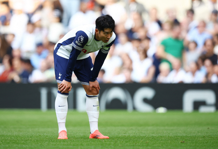 How much money do you earn because of Son Heung-min...'950 billion in revenue' Tottenham extend one year because they don't want to raise their salary → Tottenham native also opposes to offer a re-signing'