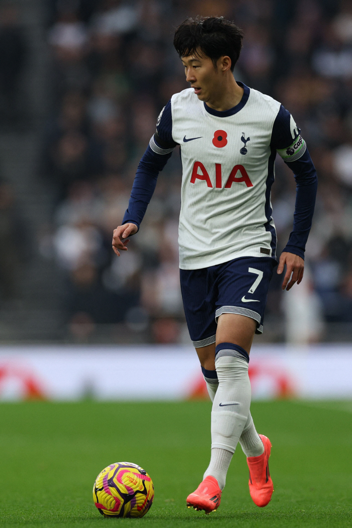 Ten-year commitment → Captain 'Living Legend' Is this only treatment for Son Heung-min, 'Shock' Tottenham will be extended for one year