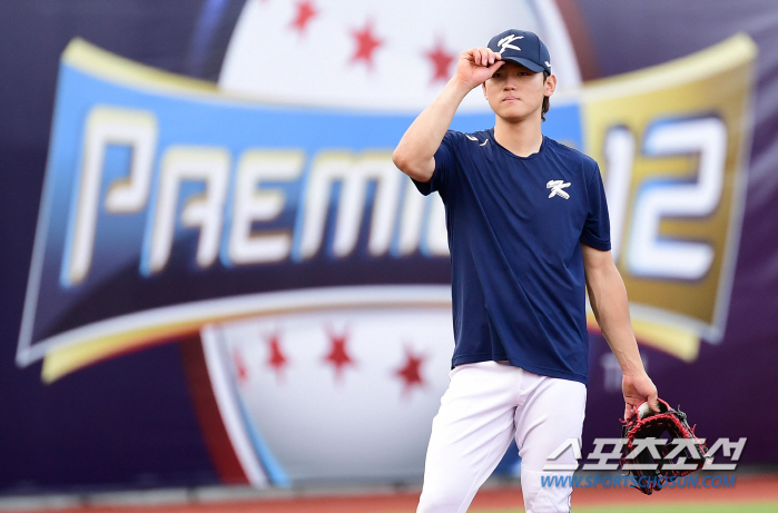 Former Home Run King, Legendary Coach 'Honey Advice'Kim Do-young, 