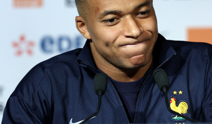 'Oh, my God...' Mbappe refuses to call up the French national team...Rumors of discord with Deschamps