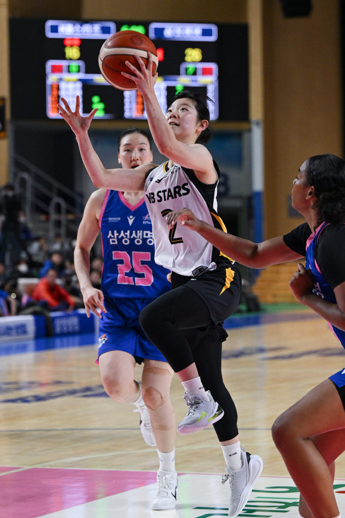  Samsung Life Insurance won for the first time! Bae Hye-yoon and Lee Hae-ran collaborated with 34 points. How did you reverse KB's strong transition as a mismatch