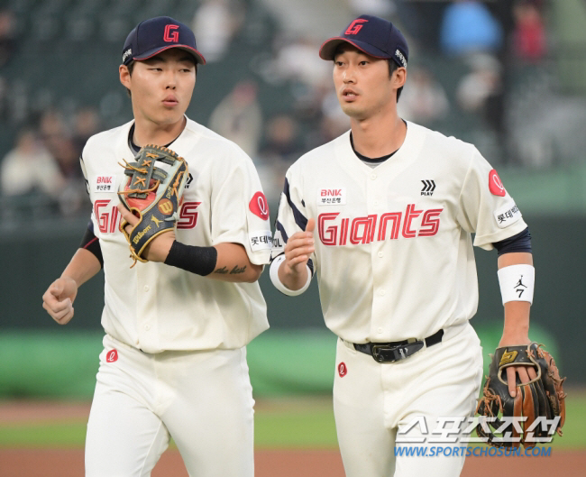 Is there a possibility that Lotte will recruit outside the shortstop after the internal crackdown on 'Lee Hak-joo's shocking release'