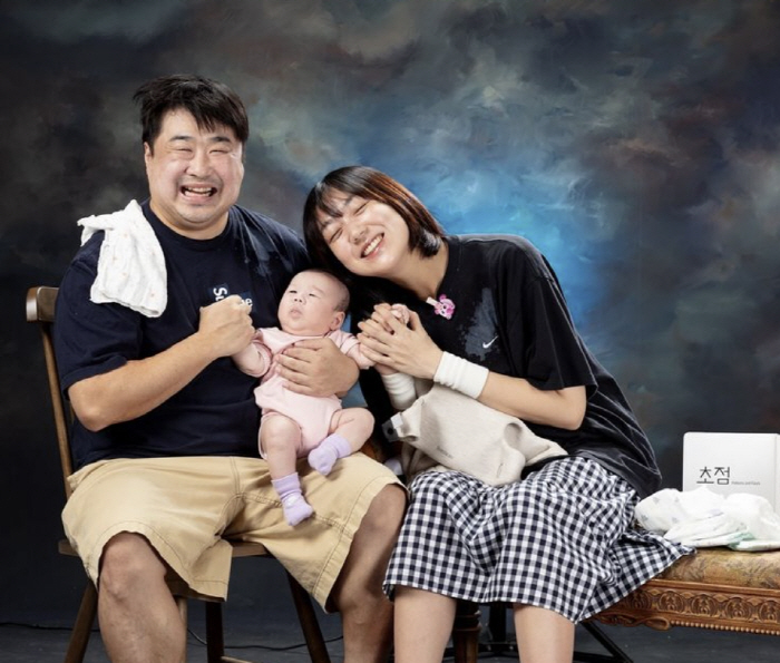 Comedian Couple Kang Jae-joon and Lee Eun-hyung Celebrate 100 Days of Son