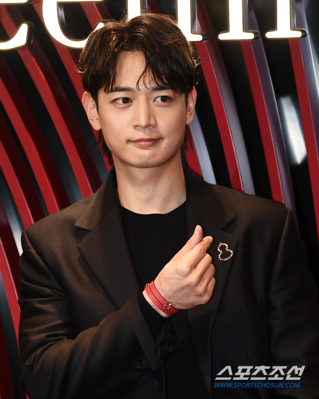 Minho Reveals He Received SM Entertainment Shares