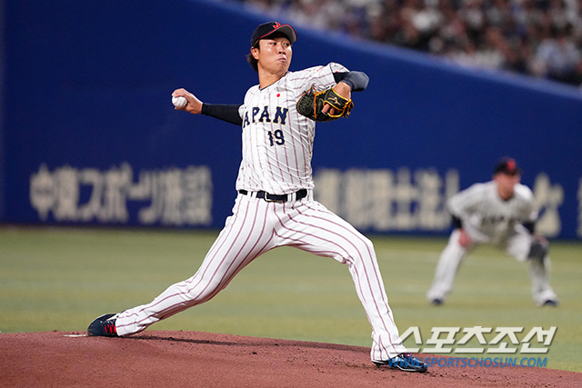 Under manager Ibata, the Japanese national team, which aims to win all eight international games and win the Premier 12 following the Tokyo Olympics-WBC, will continue its unbeaten record (Min Chang-ki's Japanese baseball)