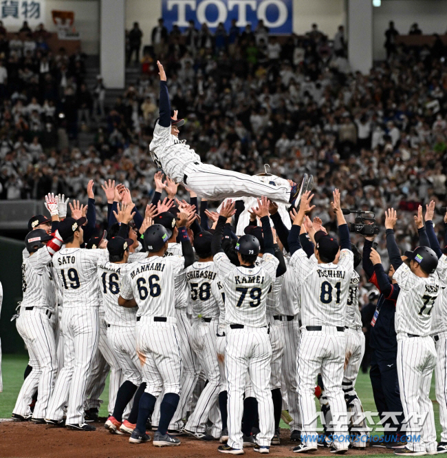 Under manager Ibata, the Japanese national team, which aims to win all eight international games and win the Premier 12 following the Tokyo Olympics-WBC, will continue its unbeaten record (Min Chang-ki's Japanese baseball)