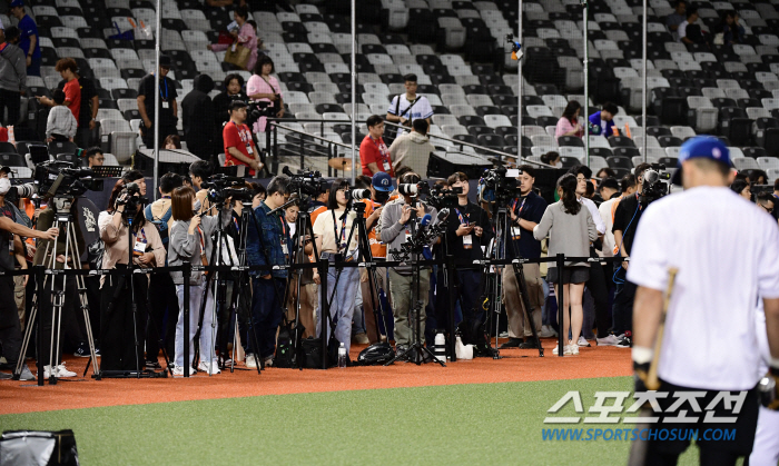 'Taipei Dome No Defensive Problem' Kim Do-young Starts 3rd Batcher and 3rd baseman Against Taiwan, Stable Defense 