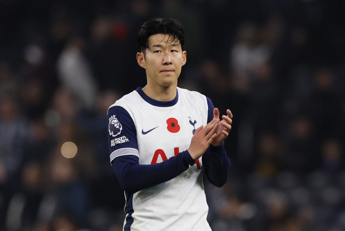 Son Heung-min is properly disappointed in Tottenham → Should we make a proposal for 170 billion won for Saudi Arabia...'Flustered by the failure to re-sign''FA Expected for 2026'