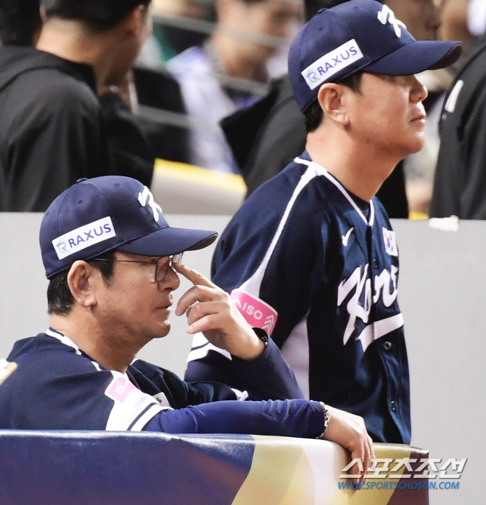 Ryu Joong Ilho, who couldn't overcome the crisis, lost 36 on a day...'Going back to Tokyo in the fog'