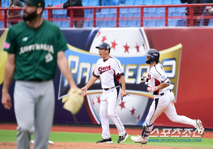 Ryu Joong Il-ho, I kept my last pride'Kim Do-young 3 hits and 4 RBIs' Australia 52 defeat' Third place in Group B closes 