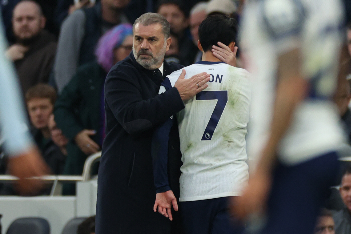 Tottenham Postecoglou, who protects Son Heung-min, the team's coach who protects the perpetrators of racism, also said, 'Appeal support Bentancourt is the best.'