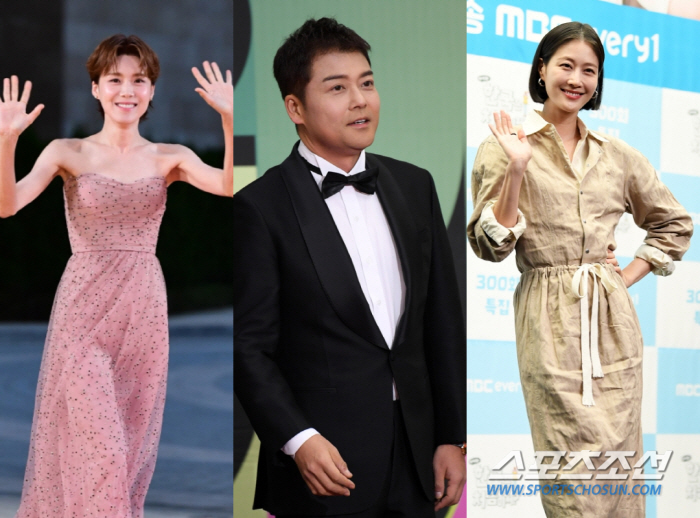  The end of the year finale is SBS Entertainment Awards! A spectacular finish with Jeon Hyun-moo, Lee Hyun-yi, and Jang Do-yeon