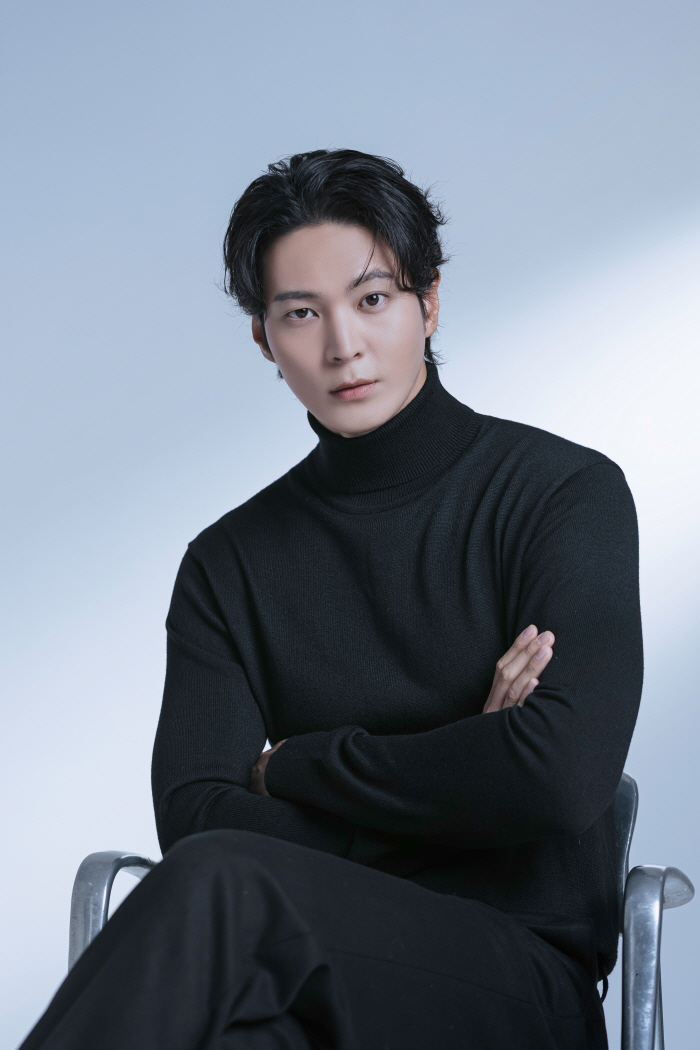  Joo Won 'Big Bang  My brothers watch the entire MAMA performance with their mother's heart' '('Firefighter')