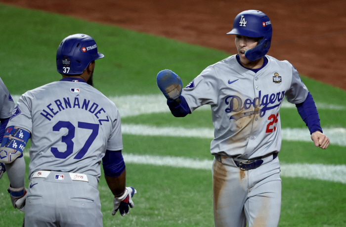 Big Leaguer of Korean Half-Blood, Outstanding Than Ohtani, Turned His Life Around 5 Years 103.3 Billion Won