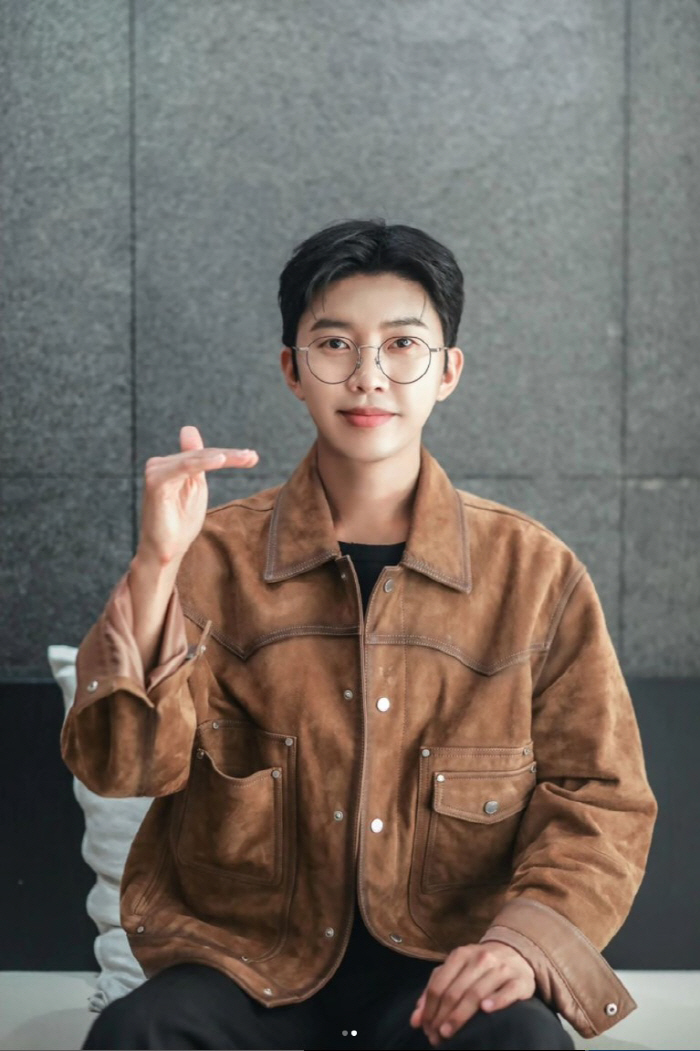 Lim Youngwoong is...300 Million Donations for Low-Income Vulnerable Groups 'Cumulative Collection 1.7 Billion'