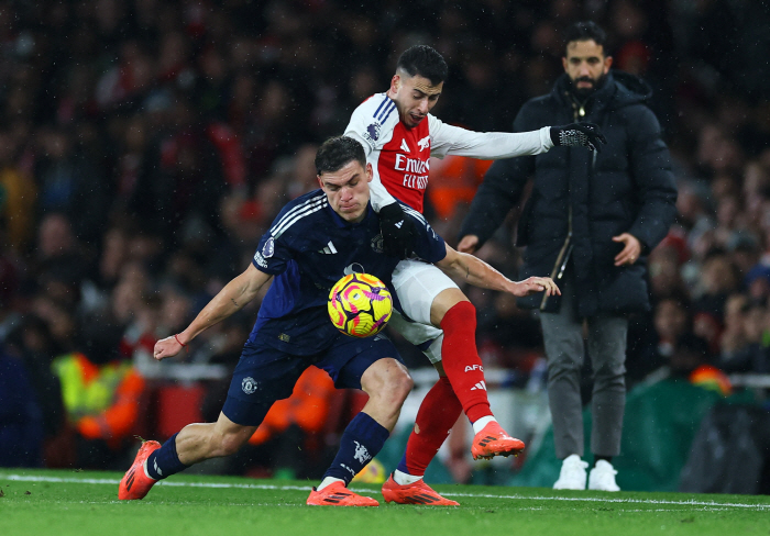 Rashford absurd mistake'Set piece changes game'→'Unable to compete' Amorim's declaration of surrender, still need time...Manchester United defeated Arsenal 0-2