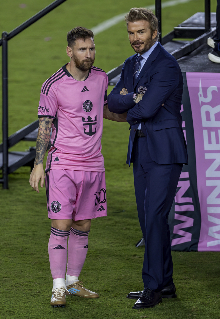 'Club World Cup No. 1 is Messi' soccer legend Xavi's 'Thumbs up''He is the player who made the difference between Spain and Barcelona'