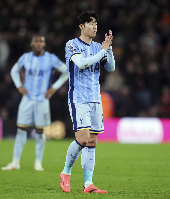 Barcelona, Manchester United, Real 'Love Call' Only Son Heung-min 'Normal'Yayu' Postecoglou 'Different Answer', Change Strategy Chelsea's smile