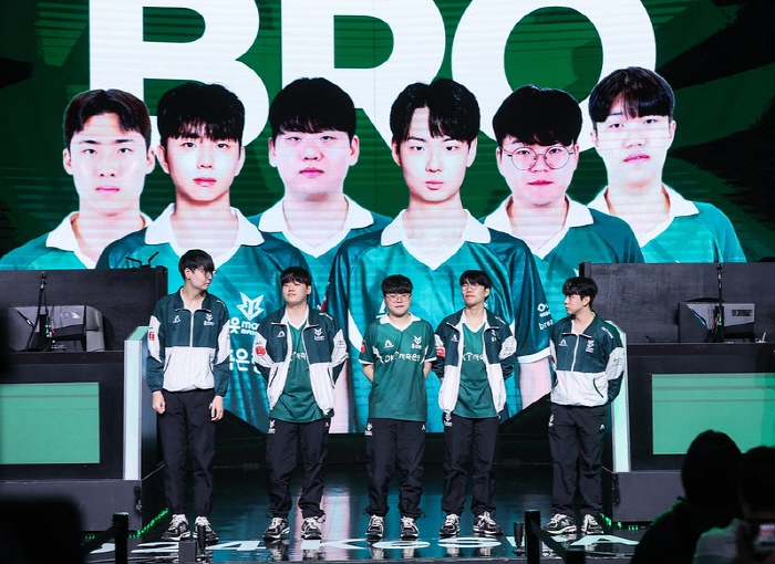 OK Savings Bank Brion beats D-Plus to win the KeSPA Cup for the first time