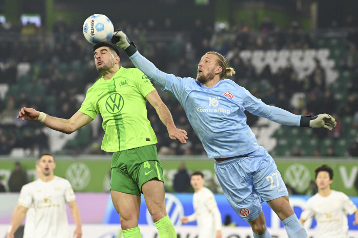 Lee Jae-sung's offensive point in 4 consecutive games, '7 goal explosion' Hong Hyun-seok's turnaround loss through Mainz will be replaced in the second half