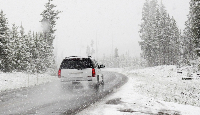 You can't drive this carol!10 'Dangerous' Christmas songs