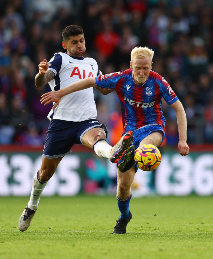 Tottenham's vice-captain warns Levy of 'bomb remarks' The club is responsible for not spending money.'