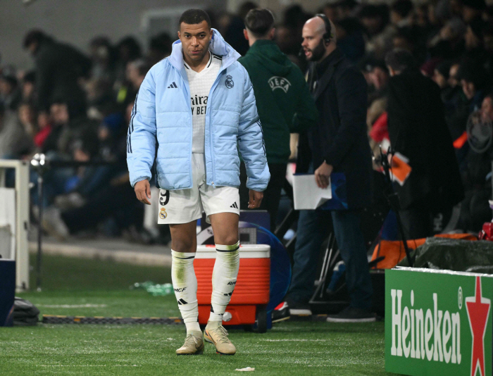 'Awww!' Really unlucky Mbappe scores his 50th Champs goal 'Out of injury in the first half'Real's 3-2 sweat win over Atalanta 