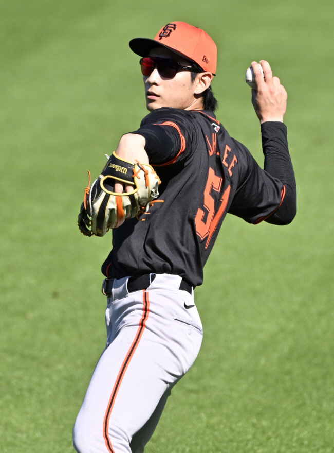 '100% Returning Notice' Lee Jung-hoo tries to trade SF'all-star OF'