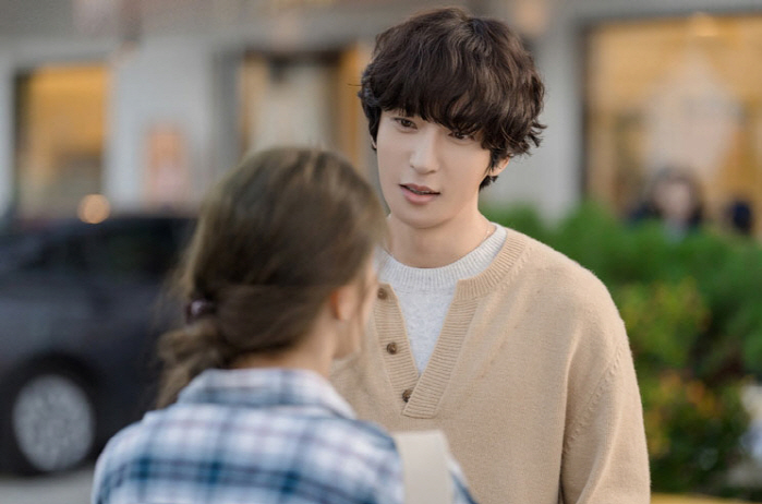 Kim Tae-hyung turned out to be the 'Hotel Heir'Young & Rich Maternity'(Motel California)