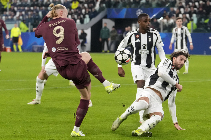 Manchester City's Champions League defeat, 'Shocking performance → Guardiola with a humble head