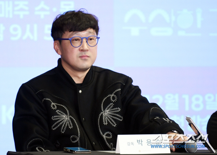  Director Park Yong-soon who won the drama award