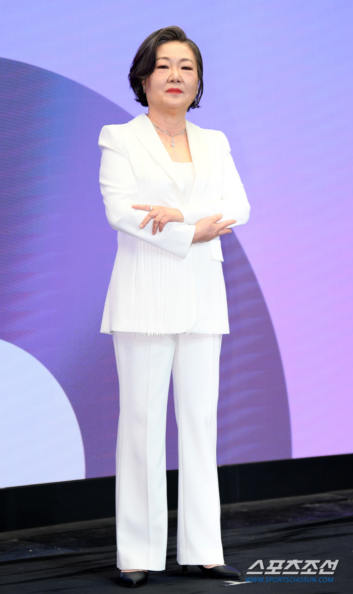  Kim Haesook 'Trust me'