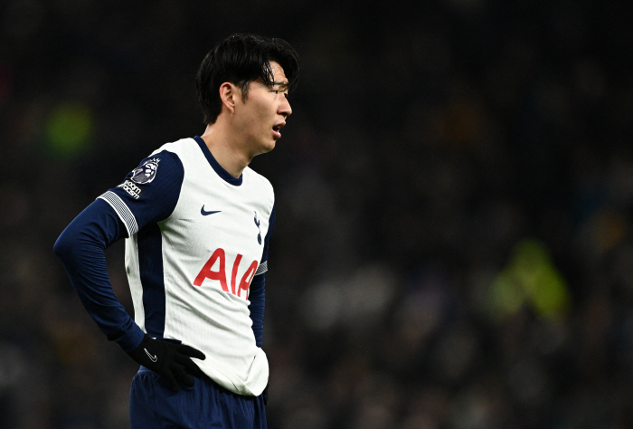 SON's unexpected decision! Let's give up all of 'the transfers of the century'...Son Heung-min (33, Manchester United) is not here! Only Tottenham in his heart → Freeze weekly wages are likely to sign up to a three-year contract