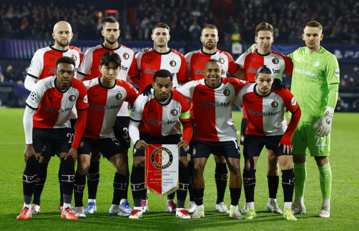 Will Hwang In-beom go to the round of 16 at the Champions League? Feyenoord won 4-2 in 75 minutes, 'Replacement of the second half' Rest