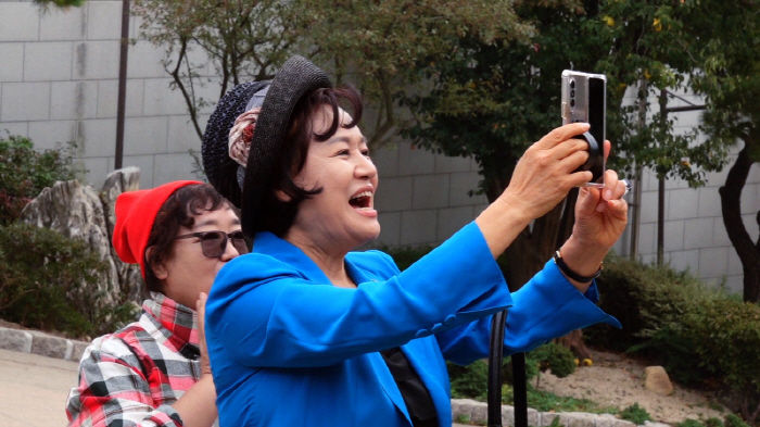 Won Mi-yeon 'Park Jin-young, the first singer to receive a song by Seo Tai-ji 'Just do ballad'('Let's live together')