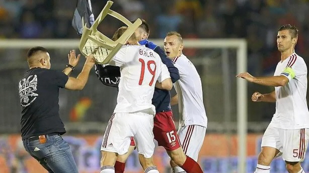 Audience intrusion  player assault  Asurajan Serbia and Albania met again after 10 years! North Korea-China World Cup Grouping