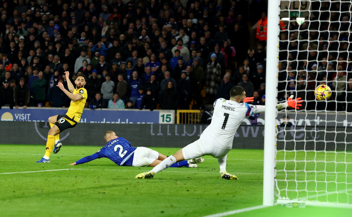 Hwang Hee-chan lost to Wolverhampton and Ipswich Town in 18 minutes
