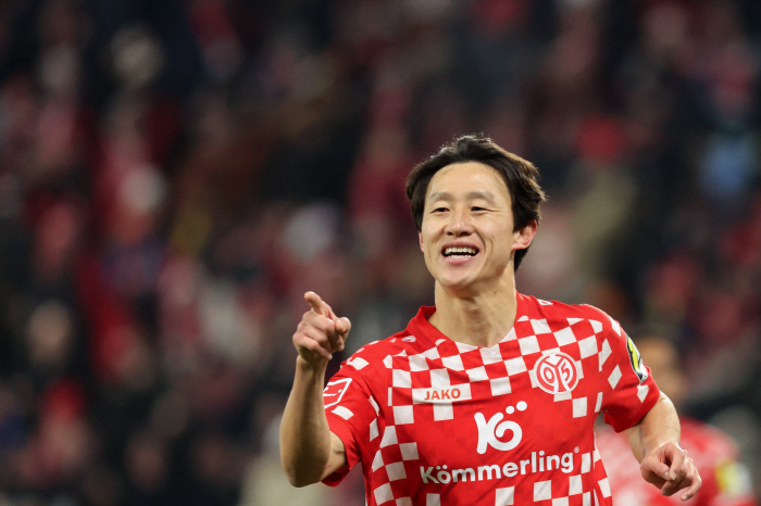 Soccer master Lee Jae-sung, multi-goal highest score 5 consecutive games of fear! I gave Kim Minjae my first lossMainz wins 21 over Bayern