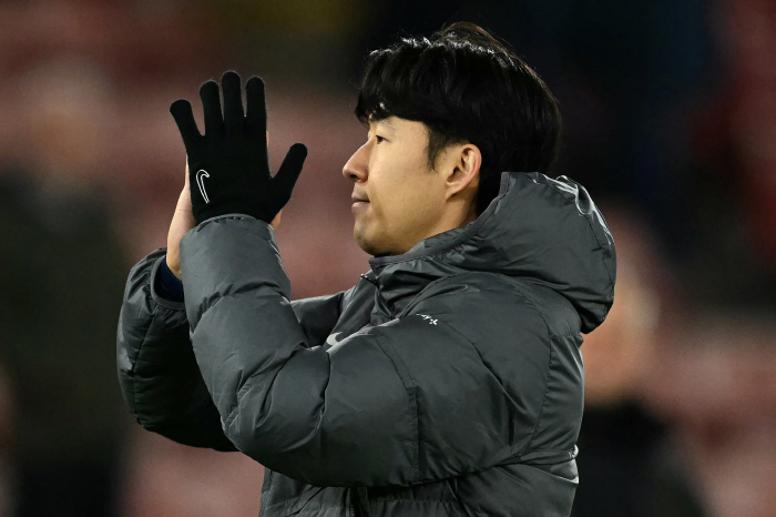 Son Heung-min, who remains in the history of one goal and two assists, Tottenham's No. 1 all-time help king → Resurrection Flares, tries to win after catching Manchester United...the highest rating on the team