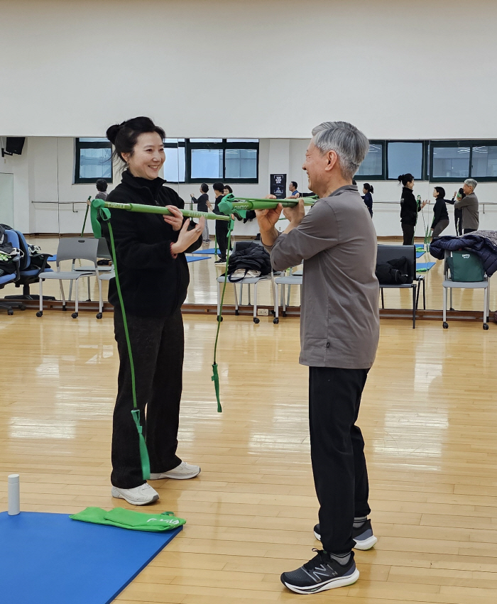 Park Chae-hee, a professor at Hankook University of Education, said, 