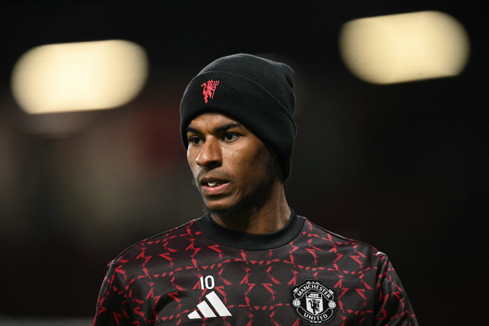 Drinking and singing at the club → Even the attitude of training is messed up! Manchester United Recognizes Decision Players as New Challenges for No. 1 Purge