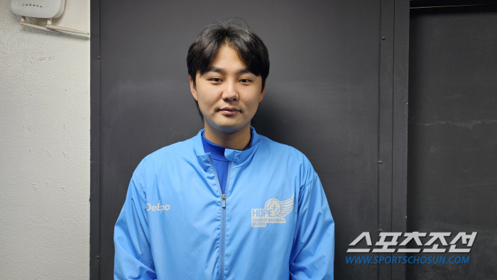 Is this year's slump because of ABS? Will the changed S Zone be a welcome gift to Lotte, a folk ball master? 